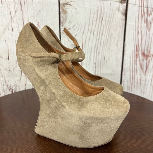 JEFFREY CAMPBELL NIGHT WALK Women's Tan Suede heelless Platform Shoessize 7 GUC - Picture 1 of 11